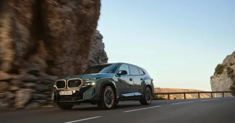 Rumors su BMW: torna la serie 6, mentre svanisce l'auto di Naomi Campbell