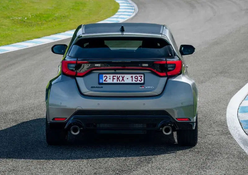 Toyota GR Yaris (2020-->>) (7)