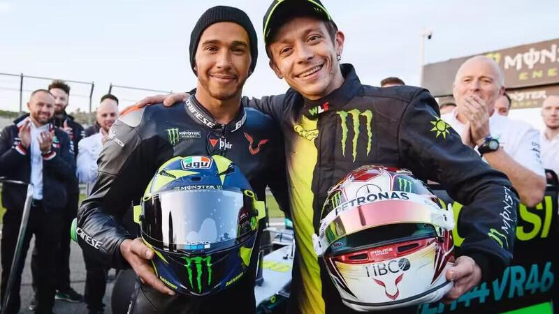 F1. Lewis Hamilton in MotoGP? Tutto vero. Pronto il team LH44 in stile VR46 di Valentino Rossi con Marc Marquez come pilota