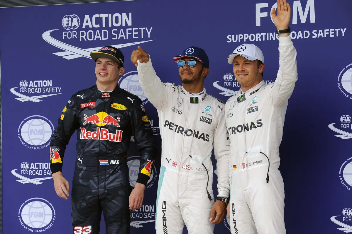 F1, Gp Gran Bretagna 2016: pole per Hamilton