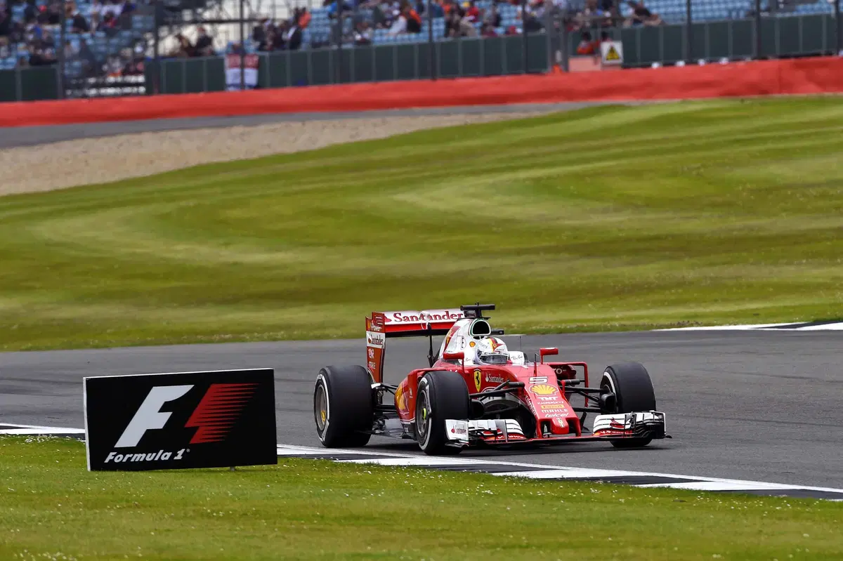 F1, Gp Gran Bretagna 2016: pole per Hamilton (2)