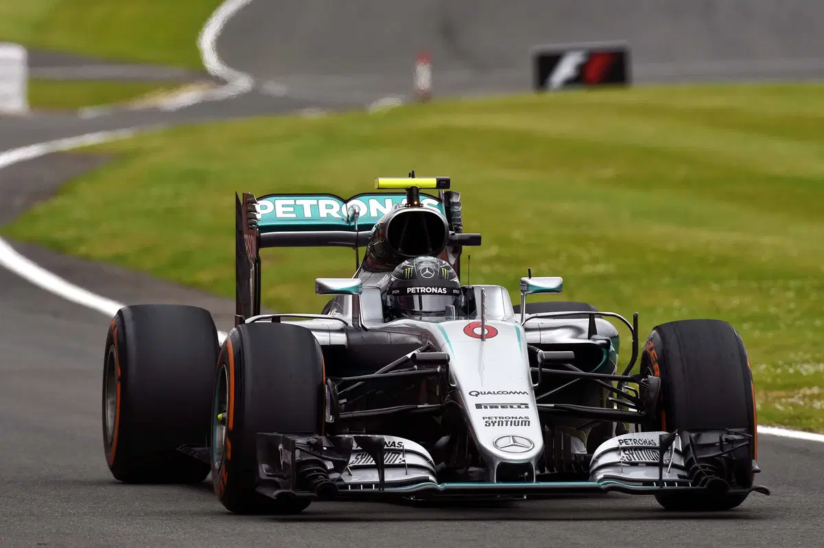 F1, Gp Gran Bretagna 2016: pole per Hamilton (10)