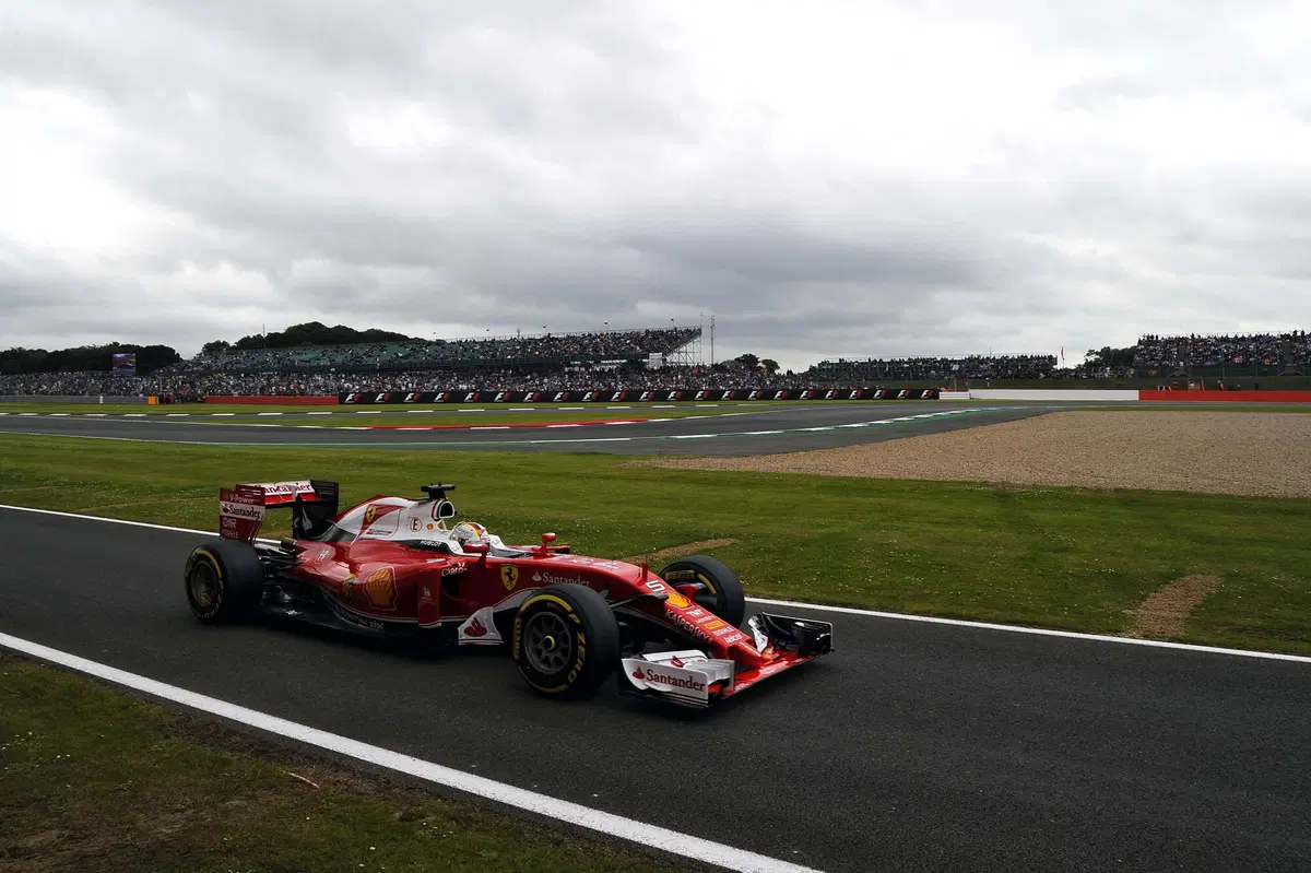 F1, Gp Gran Bretagna 2016: pole per Hamilton (32)