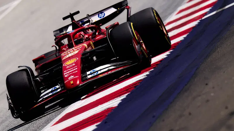 F1. Sprint GP Austria 2024, Leclerc: "Non siamo veloci. Dobbiamo provare qualcosa di diverso". Sainz: "Abbiamo avuto problemi ai freni"