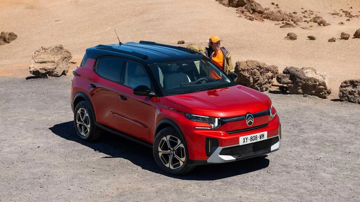 Citroen e-C3 Aircross (2024-25) (4)