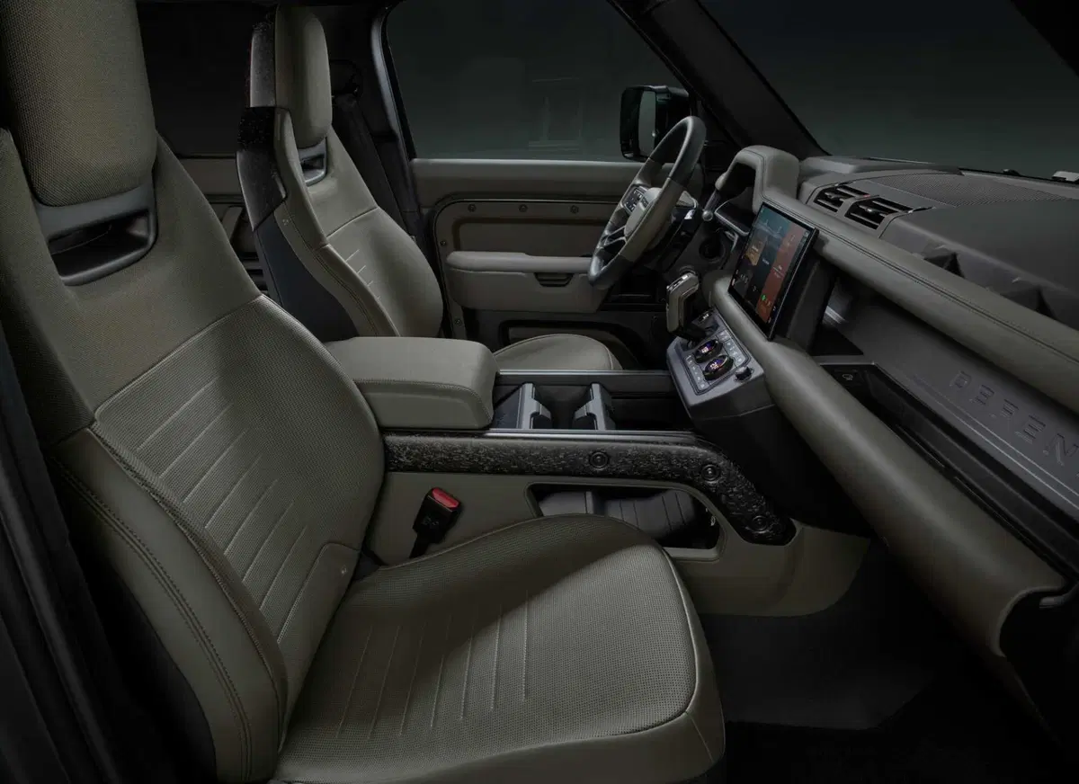 Land Rover Defender Octa: pronta a tutto, e il prezzo non si discute... [VIDEO] (16)
