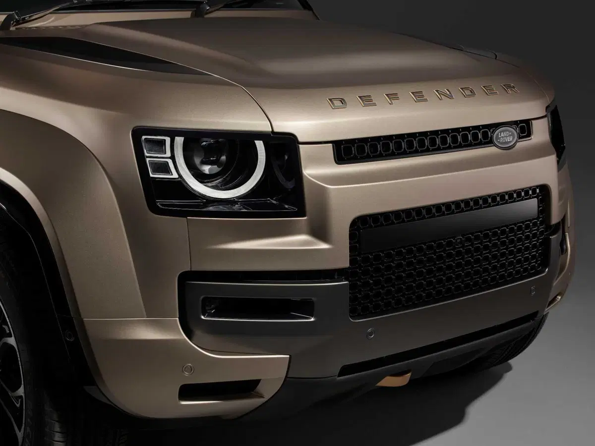 Land Rover Defender Octa: pronta a tutto, e il prezzo non si discute... [VIDEO] (23)