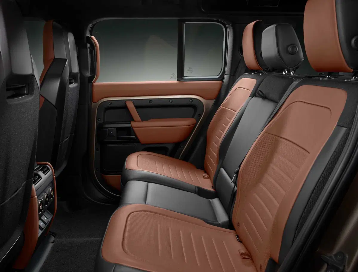Land Rover Defender Octa: pronta a tutto, e il prezzo non si discute... [VIDEO] (33)