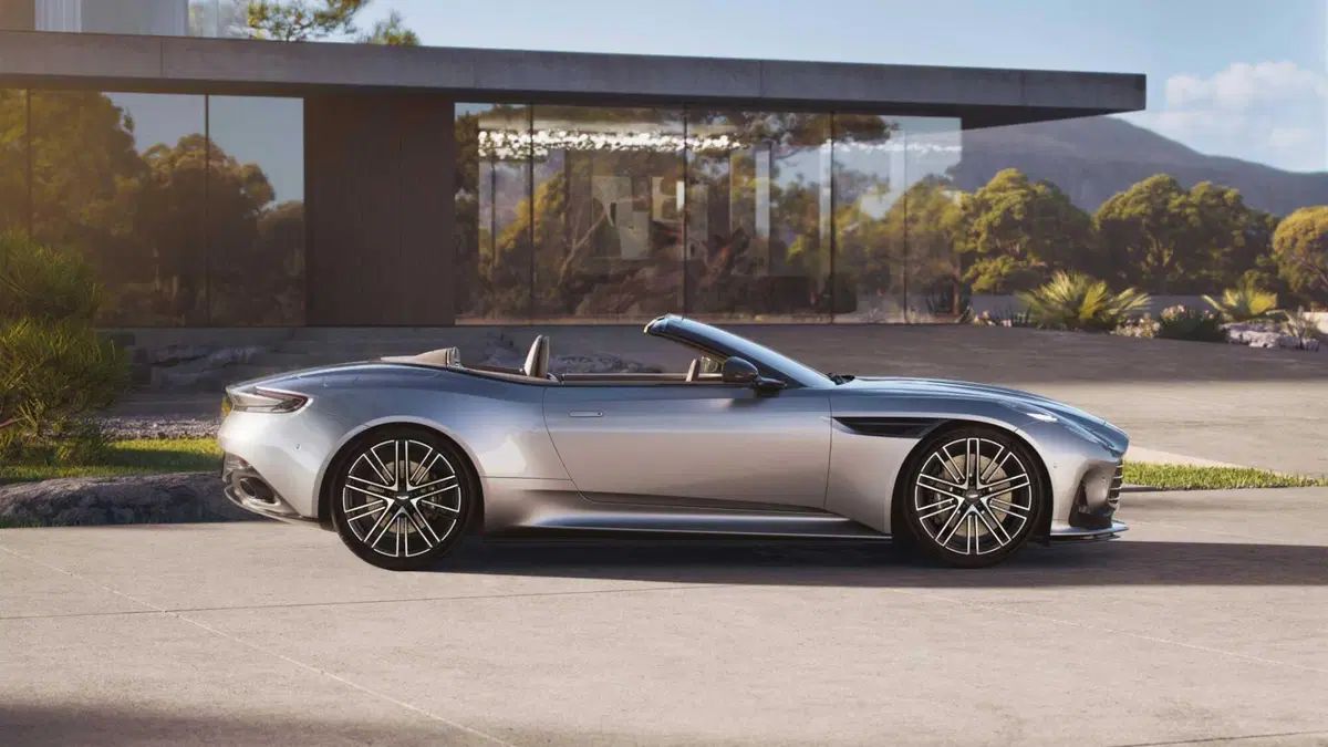 Aston Martin DB12 Volante DB12 Volante 4.0 V8 auto (5)