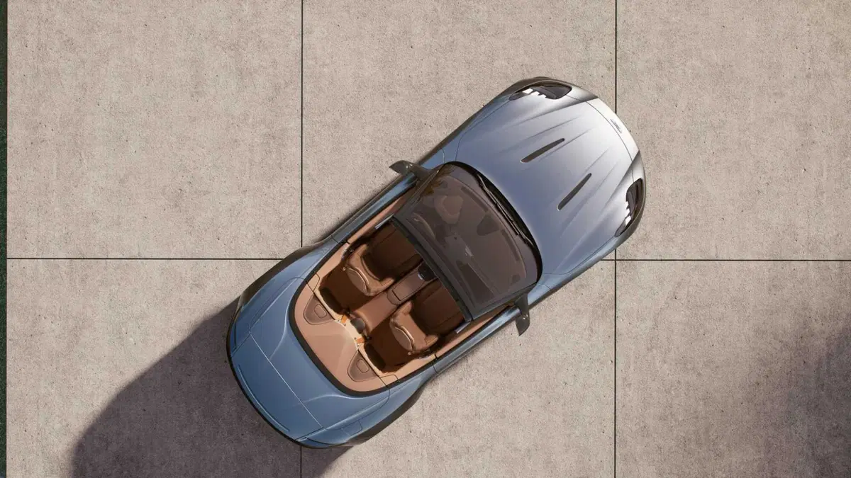 Aston Martin DB12 Volante DB12 Volante 4.0 V8 auto (8)