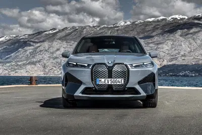 BMW: un "finto" cambio manuale per le elettriche, sullo stile Hyundai 