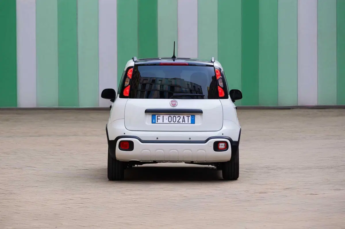Nuova (vecchia) Panda: costava da 15.900 euro ma adesso scende di colpo (2)