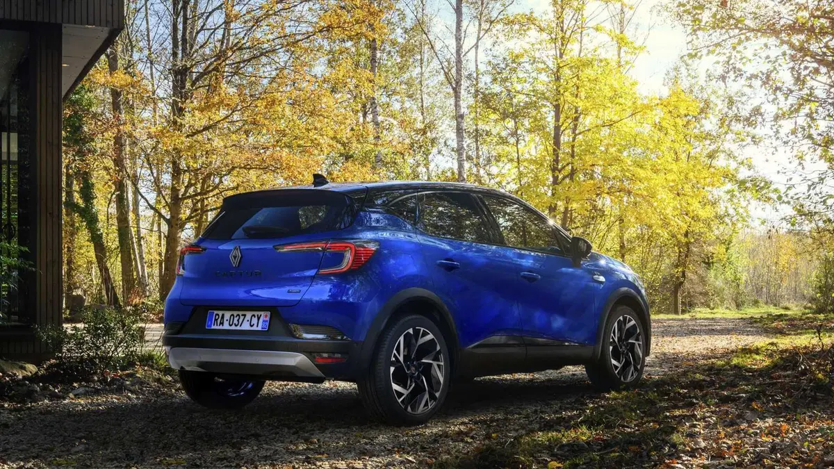 Renault Captur 1.0 eco-g Techno 100cv (4)