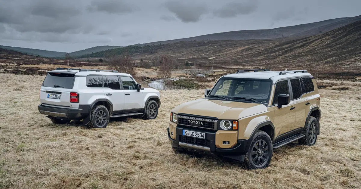 Toyota Land Cruiser 2024: prezzi, allestimenti e l'iconica First Edition [VIDEO]