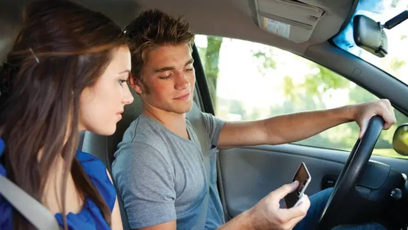 App IO: i servizi per l'auto, patente, certificato di propriet&agrave;, multe