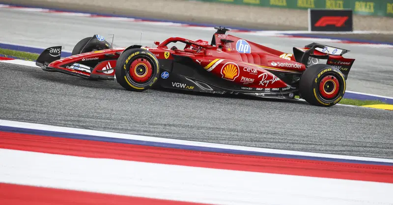 F1. Per Leclerc la Ferrari "torner&agrave; presto a lottare per la vittoria". Sainz, invece, non rimpiange la F1-75