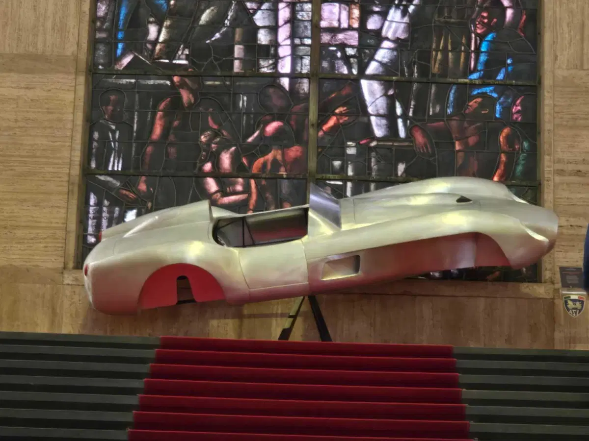 Gli scultori della velocità nel cuore del Made in Italy (23)