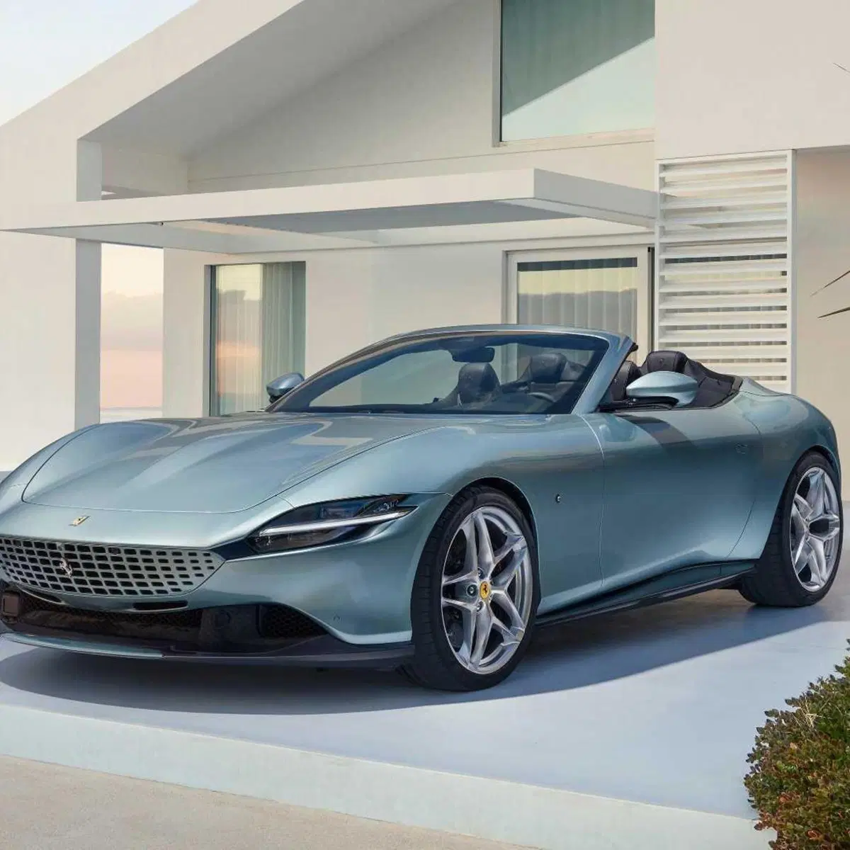 Ferrari Roma Spider (2023-->>)
