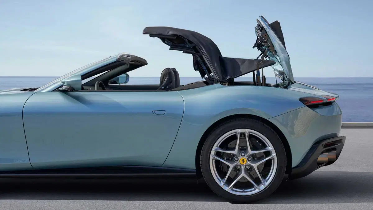 Ferrari Roma Spider (2023-->>) (15)