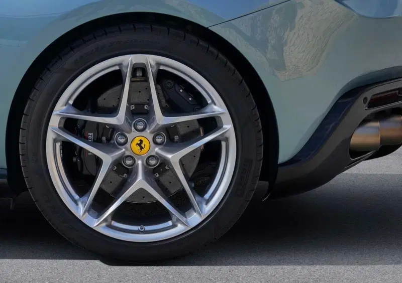 Ferrari Roma Spider (2023-->>) (16)