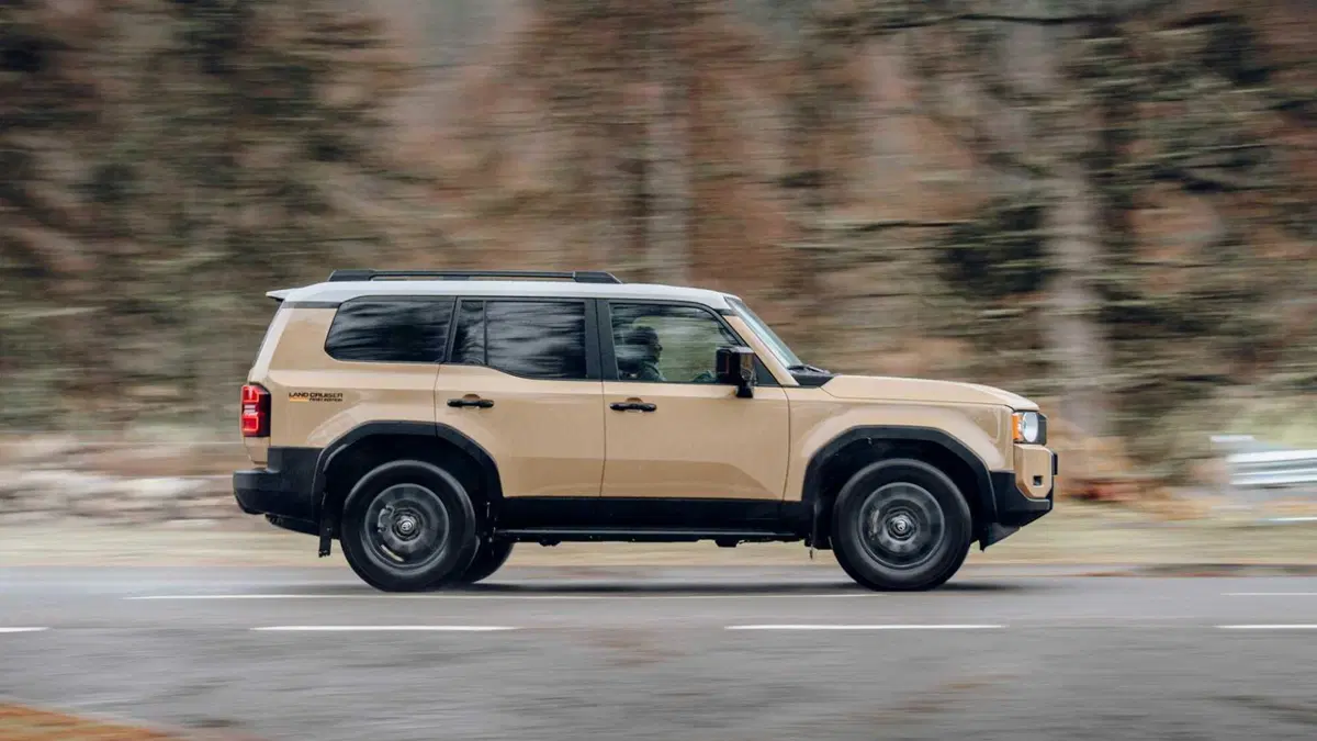 Toyota Land Cruiser (2024-->>) (3)