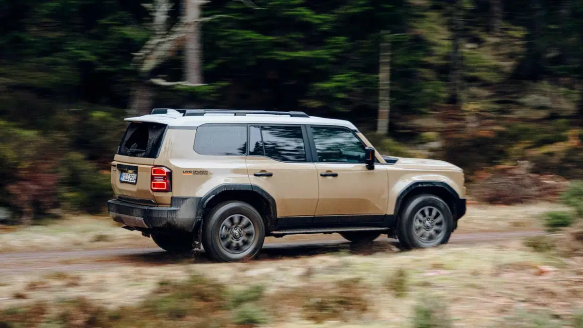 Toyota Land Cruiser (2024-->>) (4)