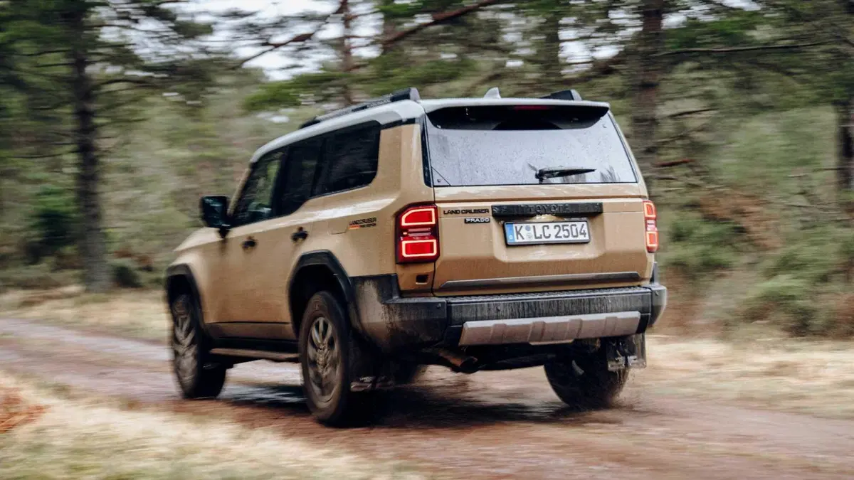Toyota Land Cruiser (2024-->>) (18)
