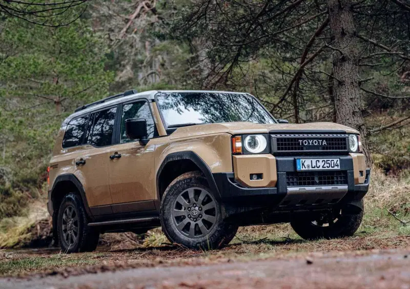 Toyota Land Cruiser (2024-->>) (13)
