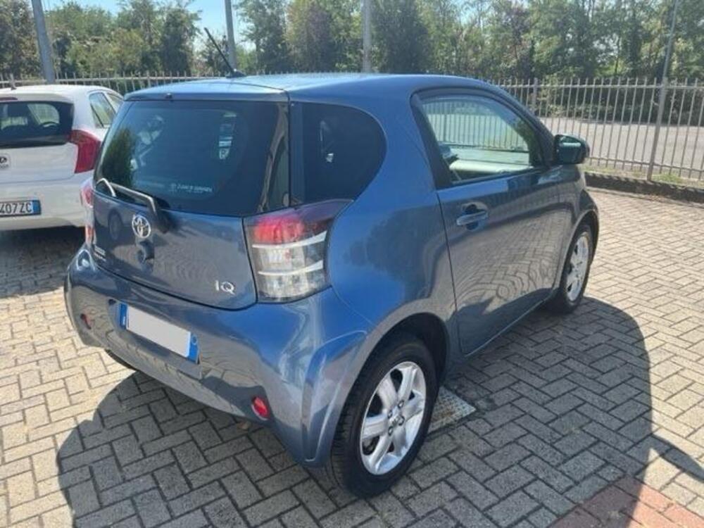 Toyota iQ usata a Alessandria (3)