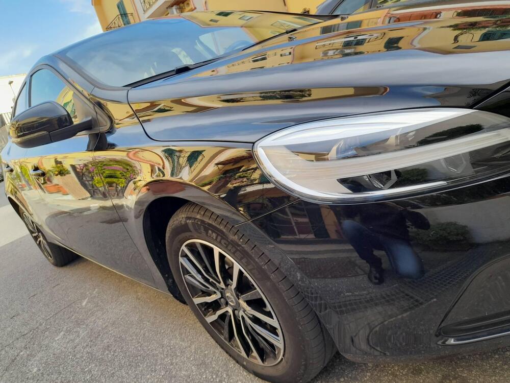 Volvo V40 usata a Reggio Calabria (2)