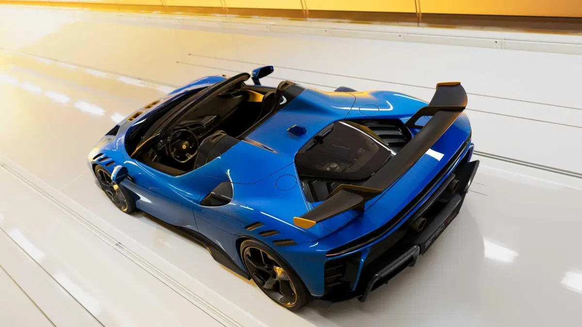 Ferrari SF90 Spider (2021-->>) (4)