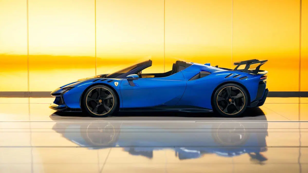 Ferrari SF90 Spider (2021-->>) (3)