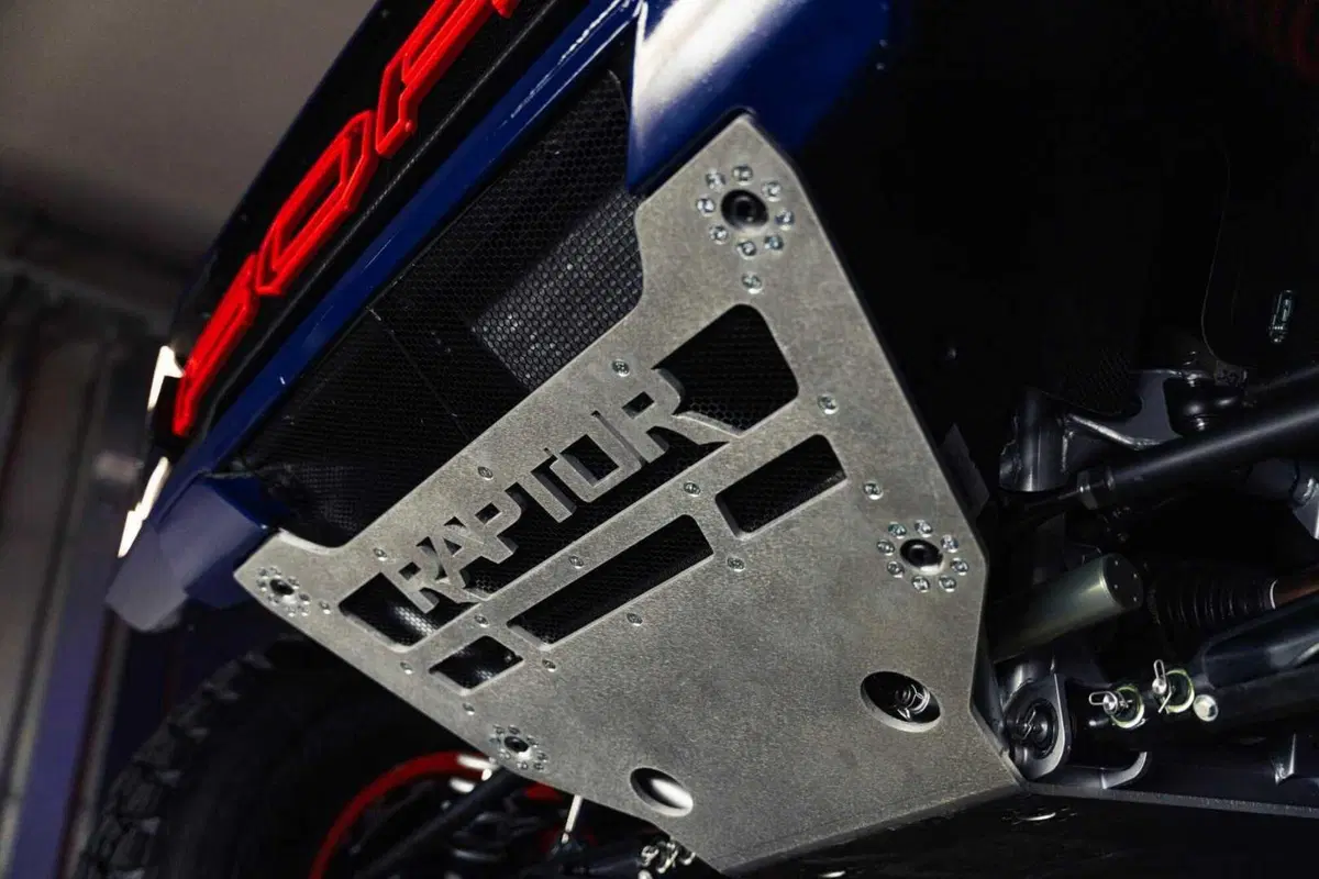 Dakar 2025. Svelato il “rapace” di Ford. Raptor T1+ (12)