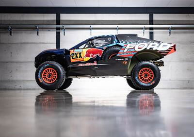 Dakar 2025. Svelato il “rapace” di Ford. Raptor T1+