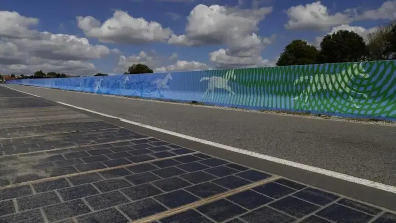 La "strada solare" &egrave; costata 5 milioni di euro ma &egrave; stata distrutta