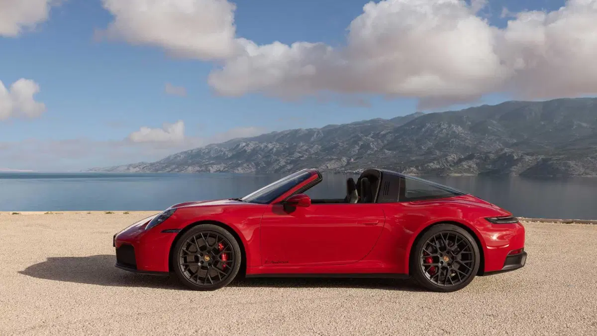 Porsche 911 Cabrio Targa 3.6 4 GTS auto (4)