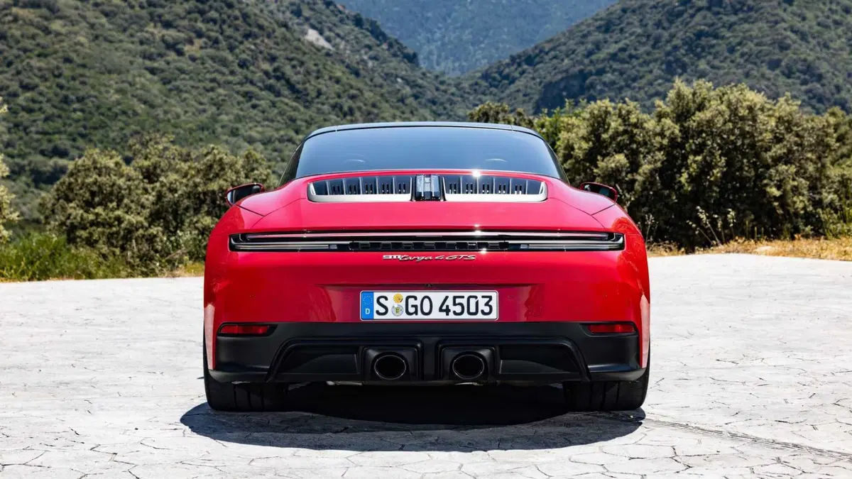 Porsche 911 Cabrio Targa 3.6 4 GTS auto (6)