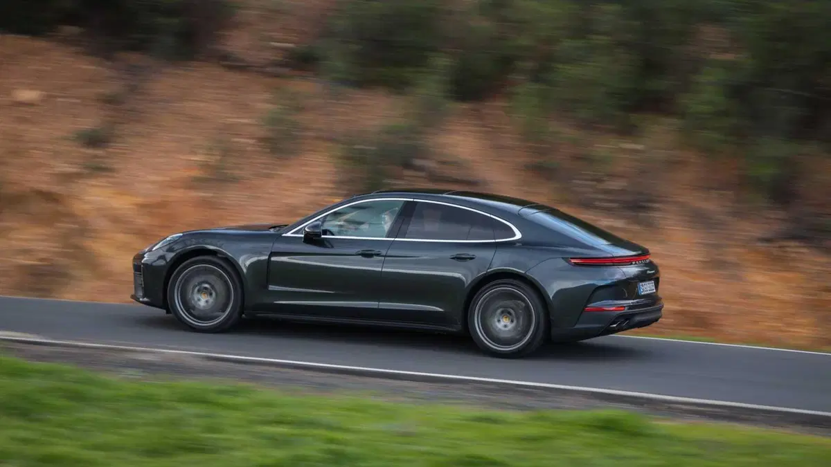 Porsche Panamera 4.0 Turbo e-hybrid 5p.ti auto (25)