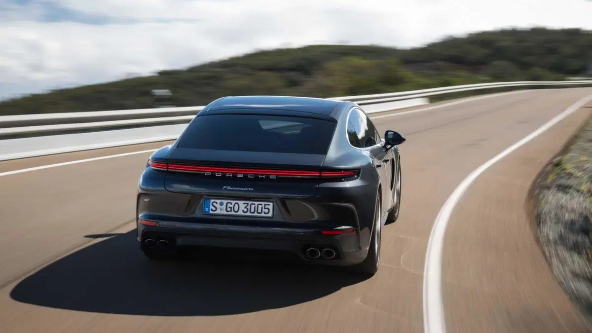 Porsche Panamera 4.0 Turbo e-hybrid 5p.ti auto (27)