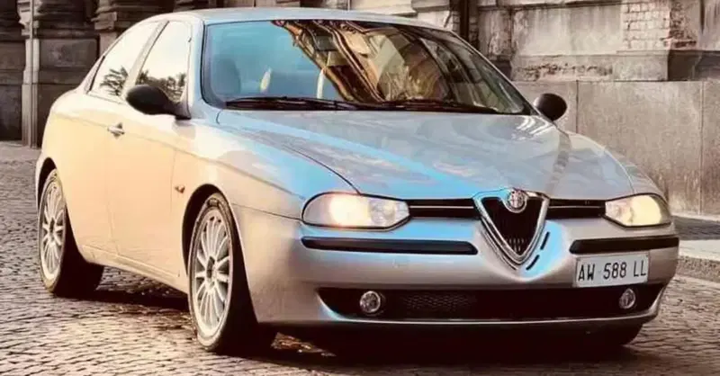 Alfa Romeo 156: quella di Umberto Agnelli col "Busso" costa 29 mila euro (trattabili)   