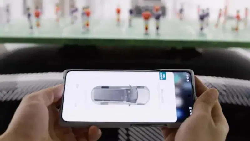 Nio ET9: non serve a niente ma quest'auto gioca a calcio e palleggia come un pro