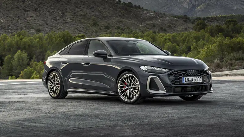 Audi: la nuova A5 sembra disegnata dall'AI (era meglio la A4?)