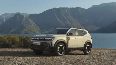 Dacia Duster e Dacia Spring entrano nella "concessionaria" digitale DOBA