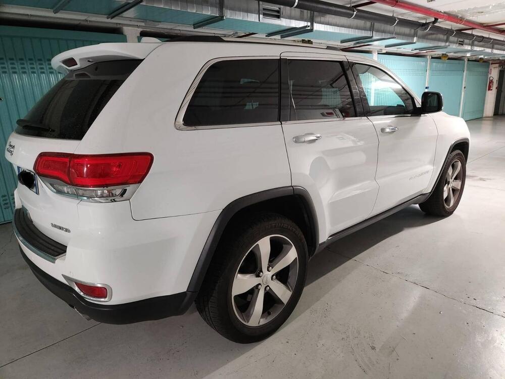 Jeep Grand Cherokee usata a Genova (7)