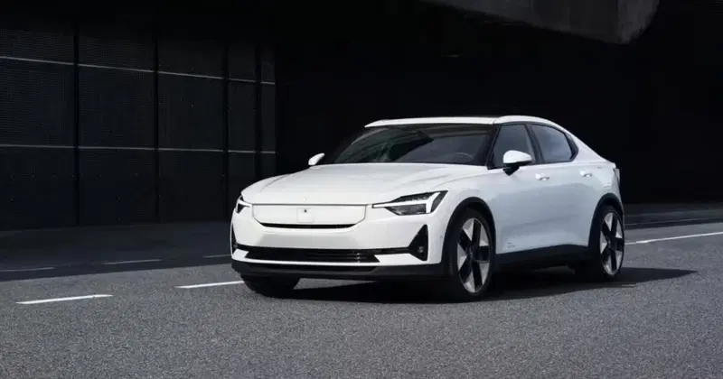 La Polestar 2 in Italia parte da 55.800 euro