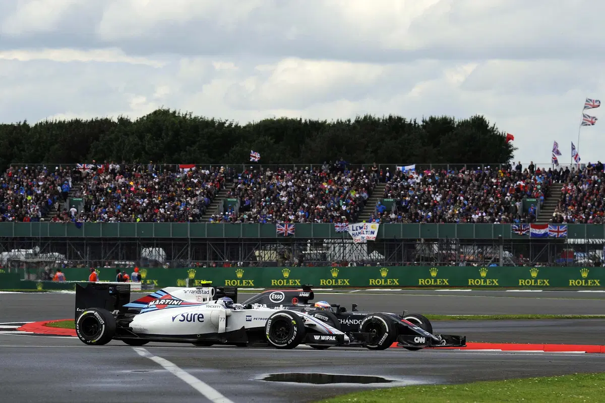 F1, Gp Gran Bretagna 2016: vince Hamilton (11)