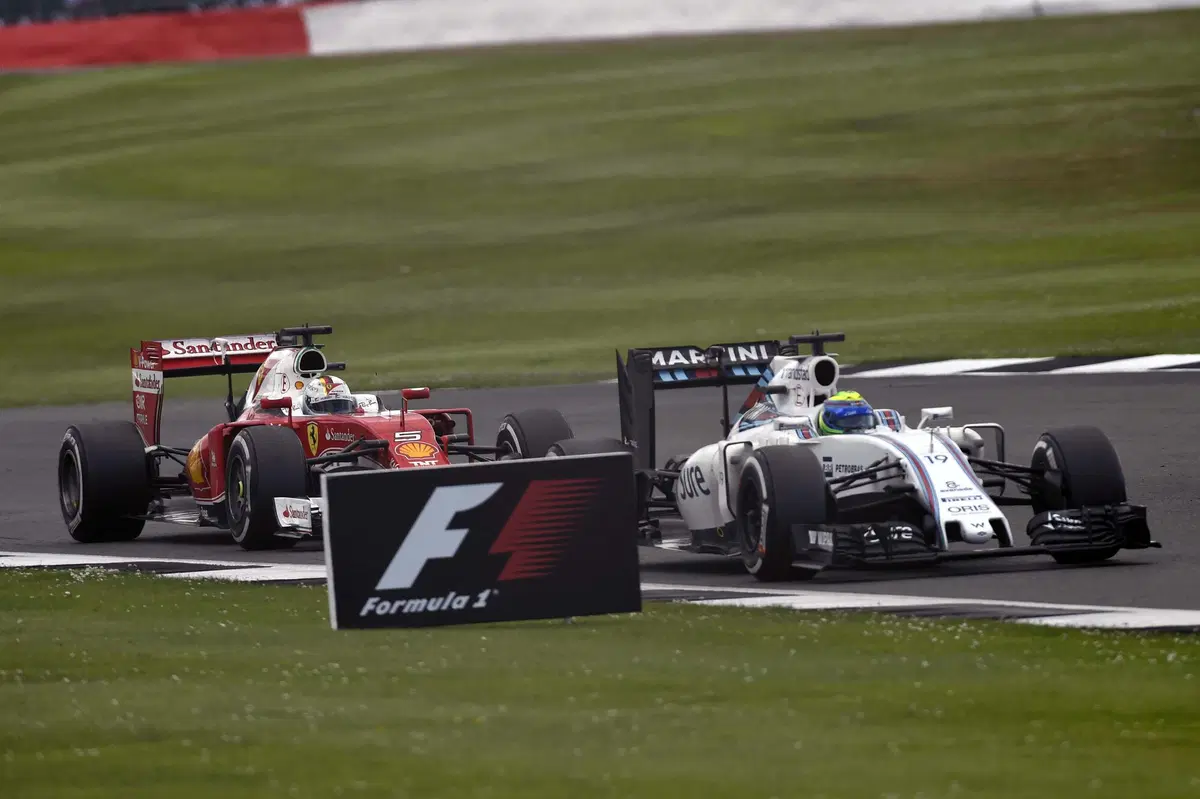 F1, Gp Gran Bretagna 2016: vince Hamilton (17)