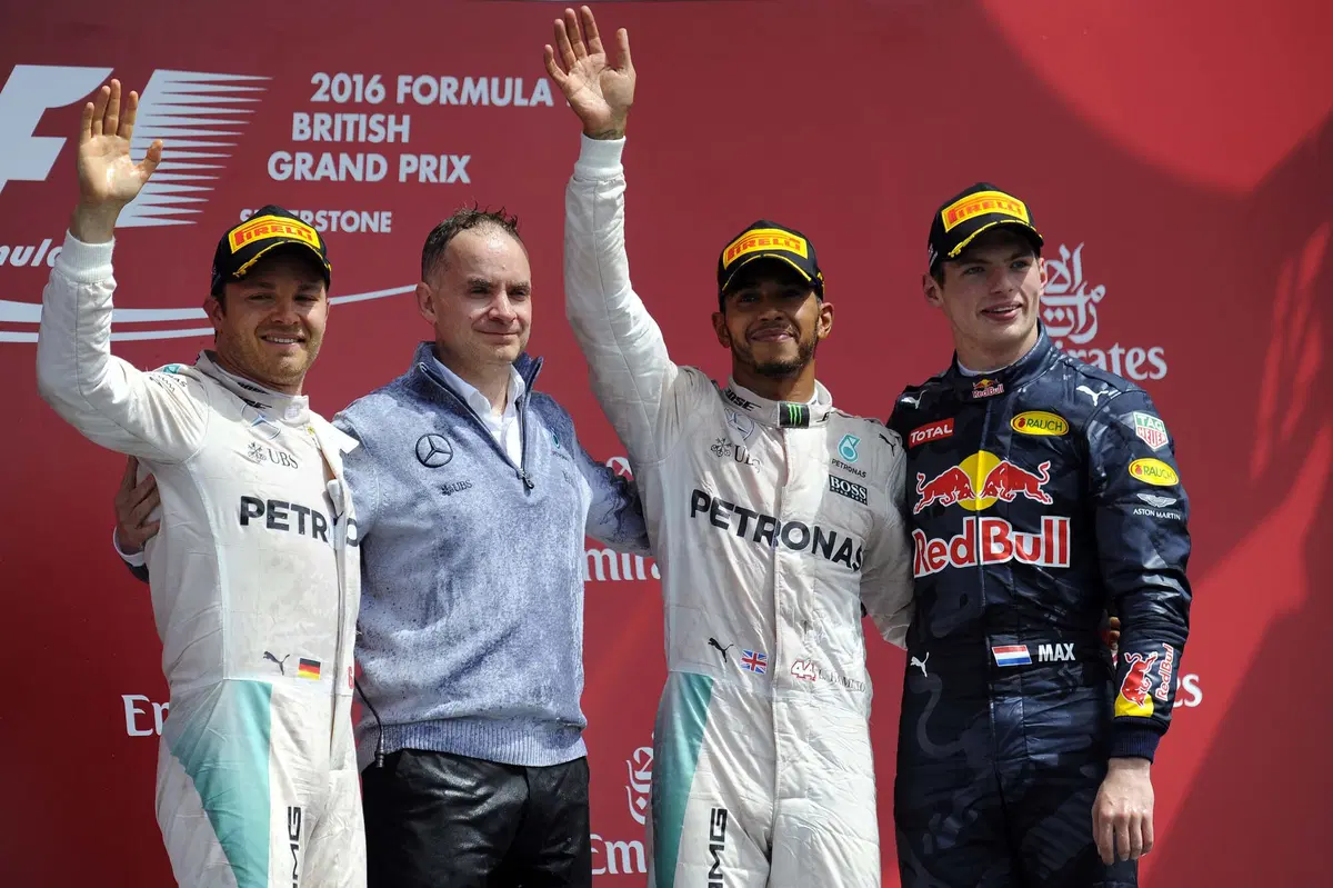 F1, Gp Gran Bretagna 2016: vince Hamilton (29)