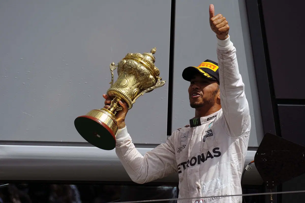 F1, Gp Gran Bretagna 2016: vince Hamilton (30)