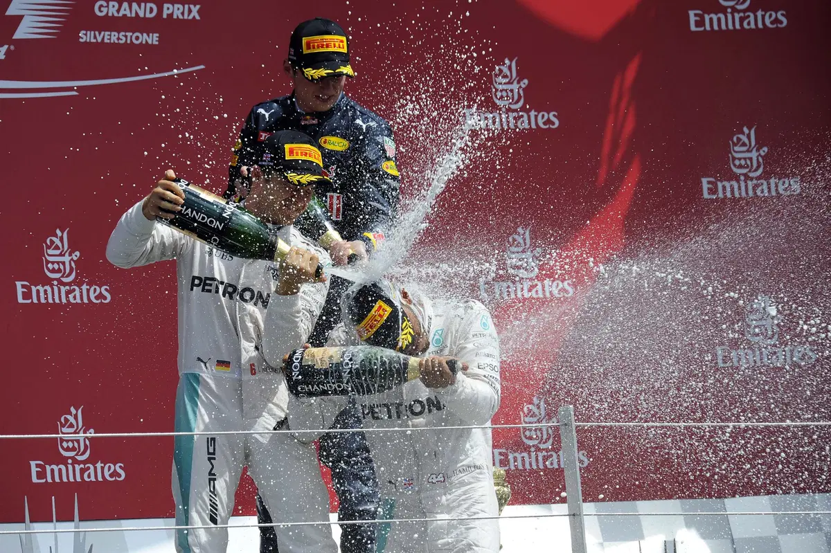 F1, Gp Gran Bretagna 2016: vince Hamilton (31)